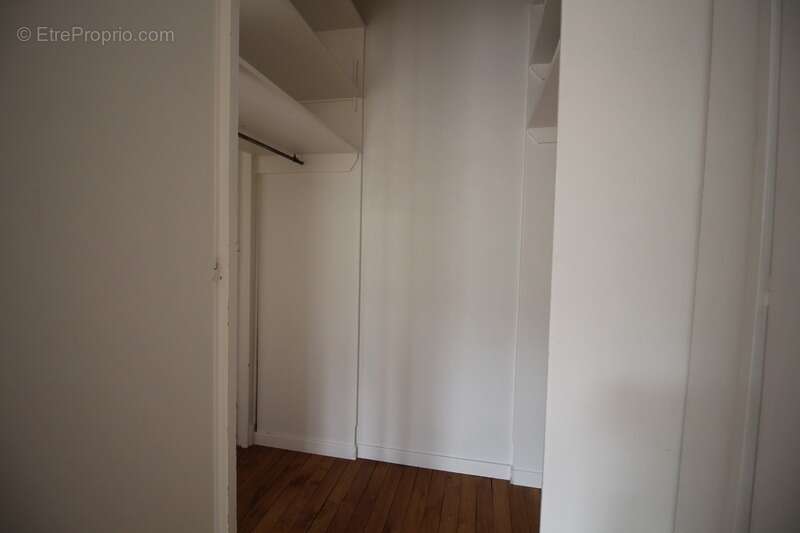Appartement à LEVALLOIS-PERRET