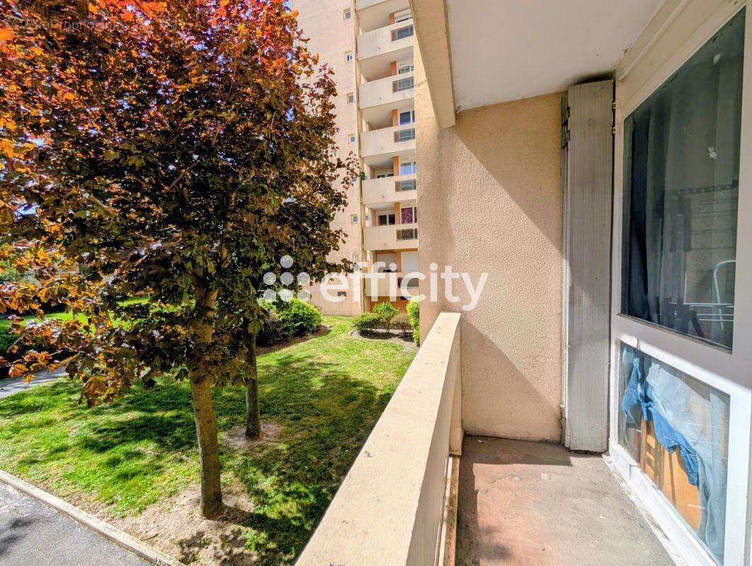 Appartement à EPINAY-SUR-SEINE