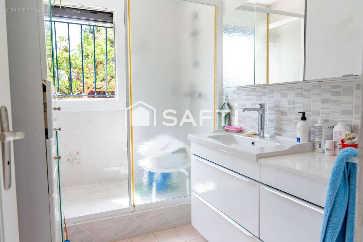 Maison 100 m² à Romegoux  - photo 5