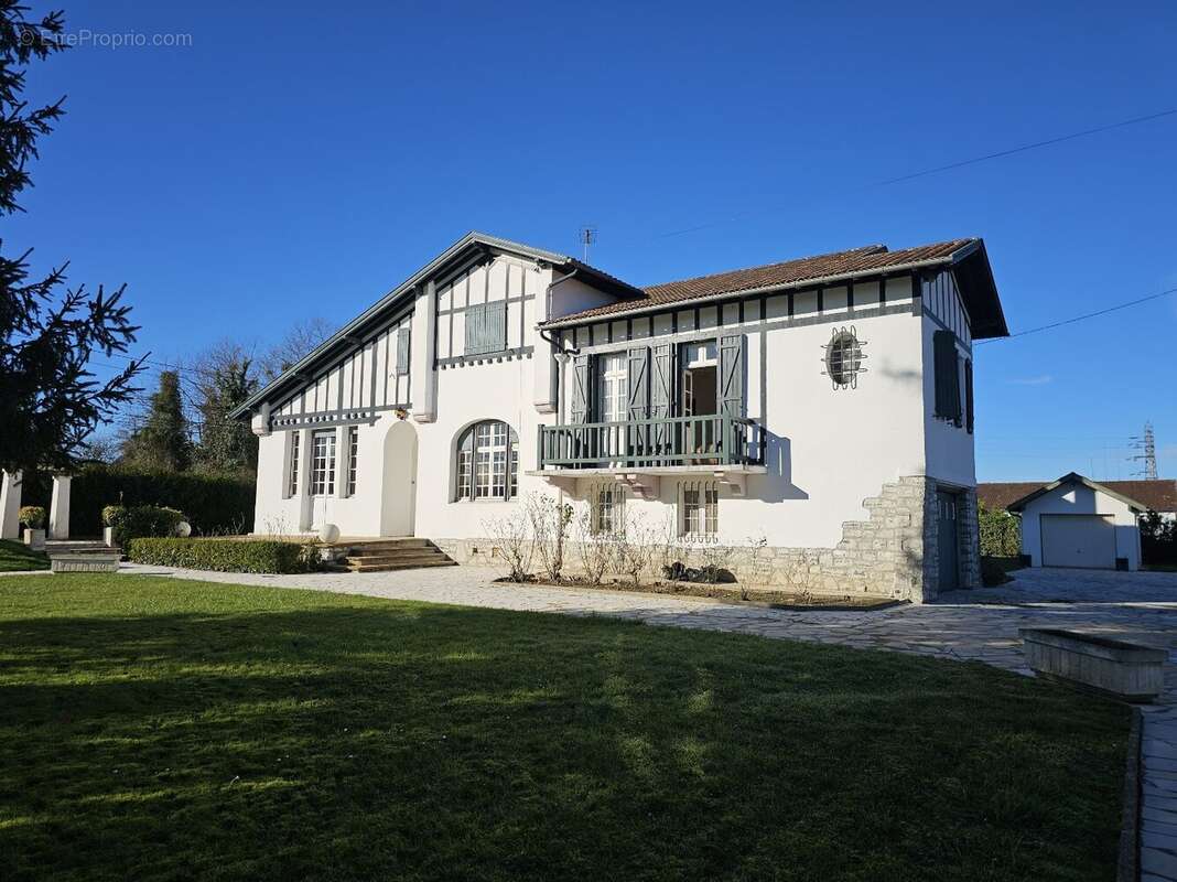 Maison à PUYOO