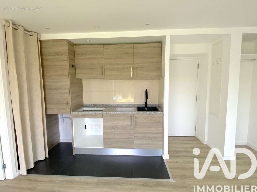 Photo 8 - Appartement à SAINT-REMY-LES-CHEVREUSE