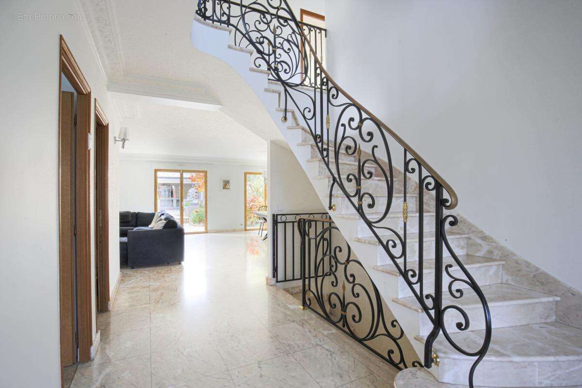 Maison à RUEIL-MALMAISON