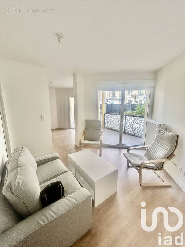 Photo 1 - Appartement à COURBEVOIE