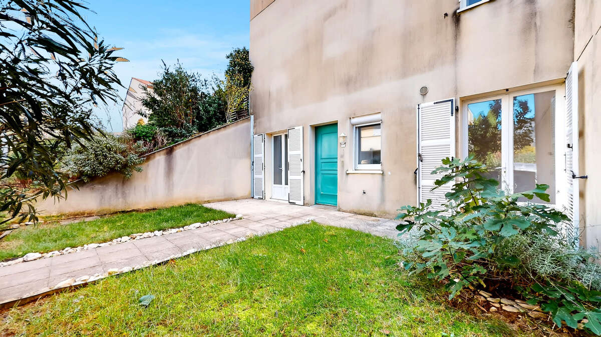 Appartement à GUILHERAND-GRANGES