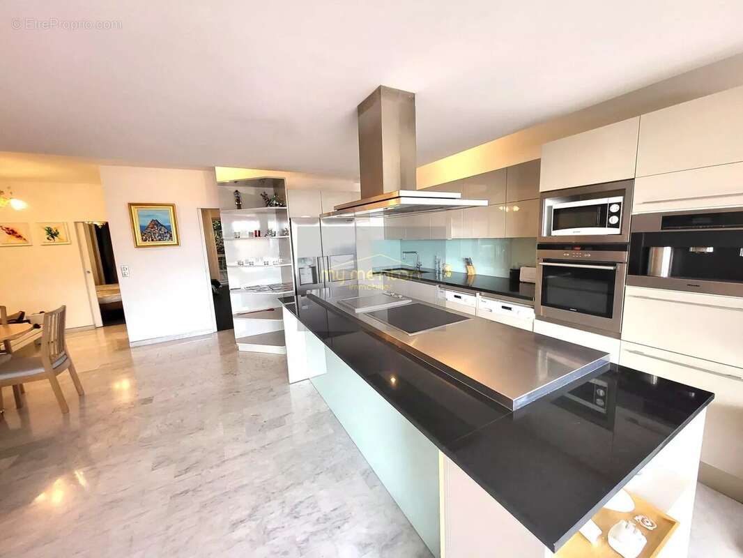 Appartement à MENTON