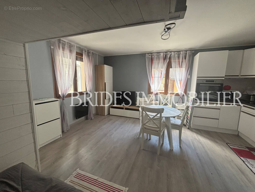 Appartement à BRIDES-LES-BAINS