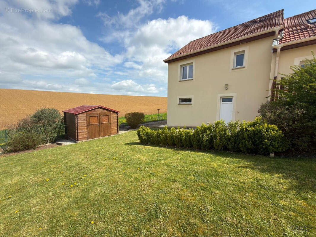 Maison à CHAMBLEY-BUSSIERES
