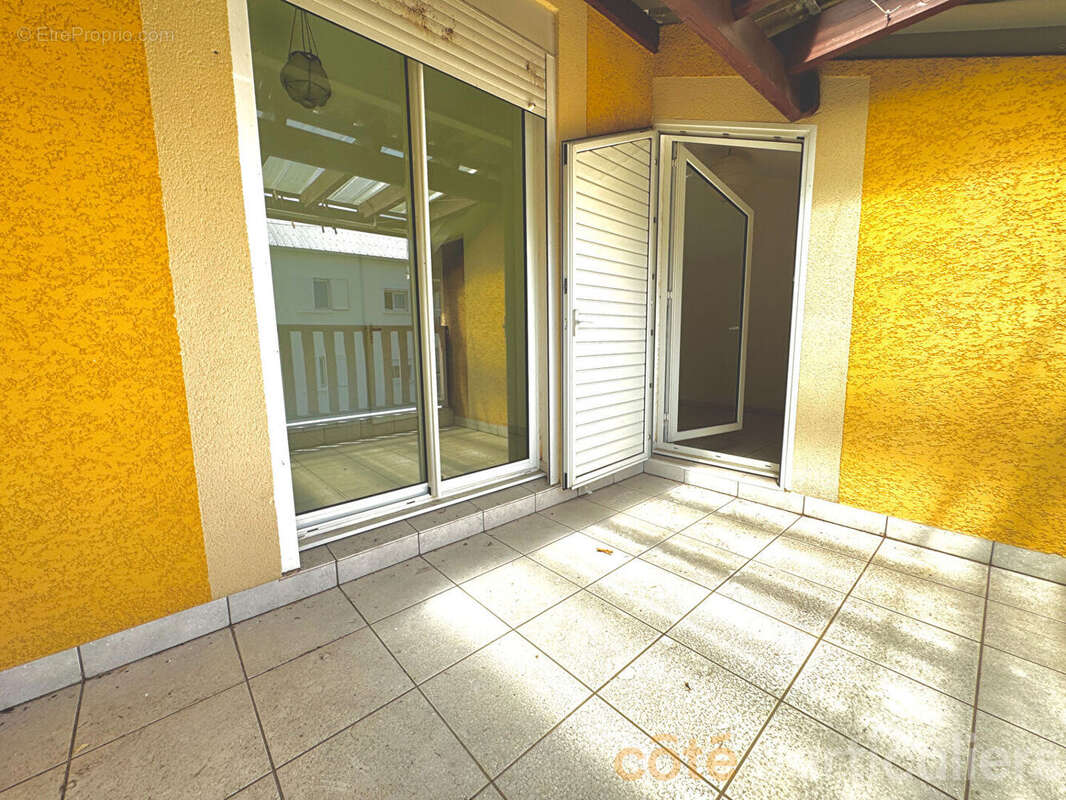 Appartement à L'ETANG-SALE