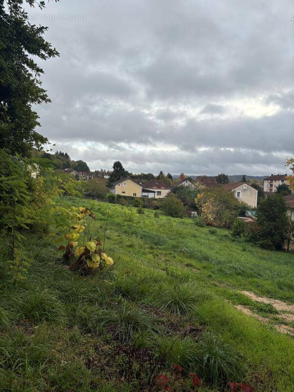 Terrain à TRELISSAC