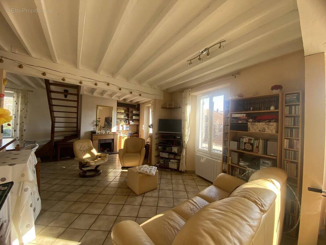 Appartement à DOURDAN