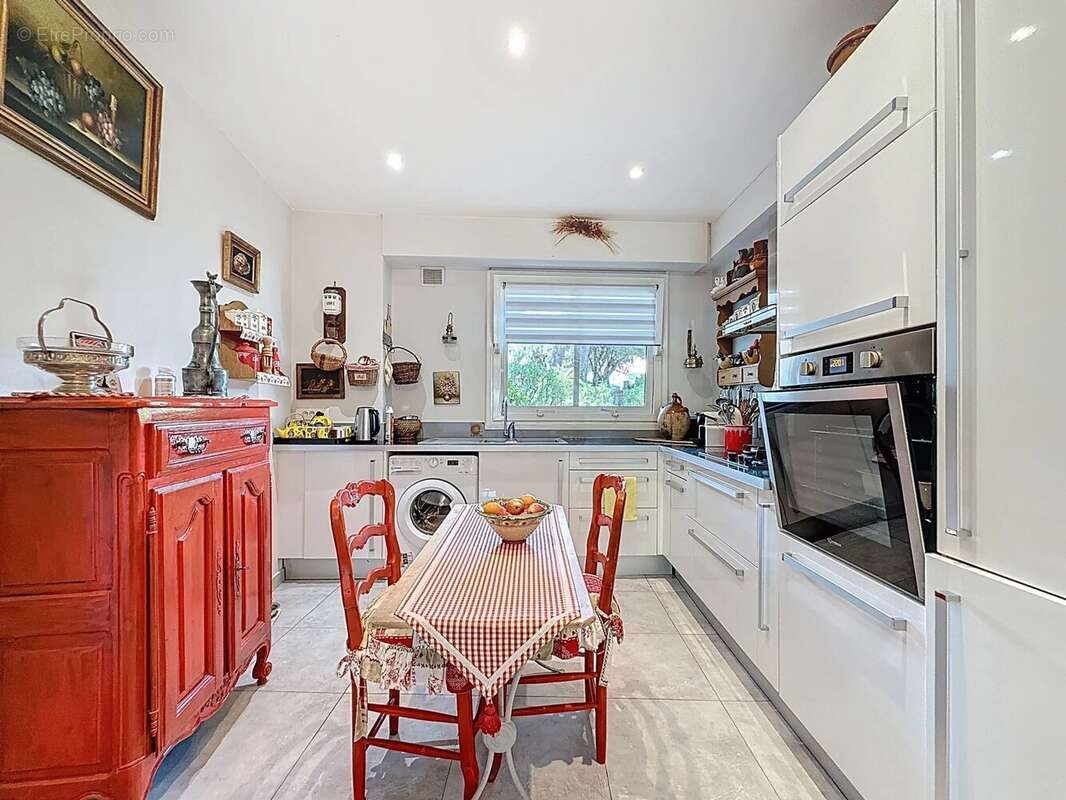 Appartement à LE CANNET