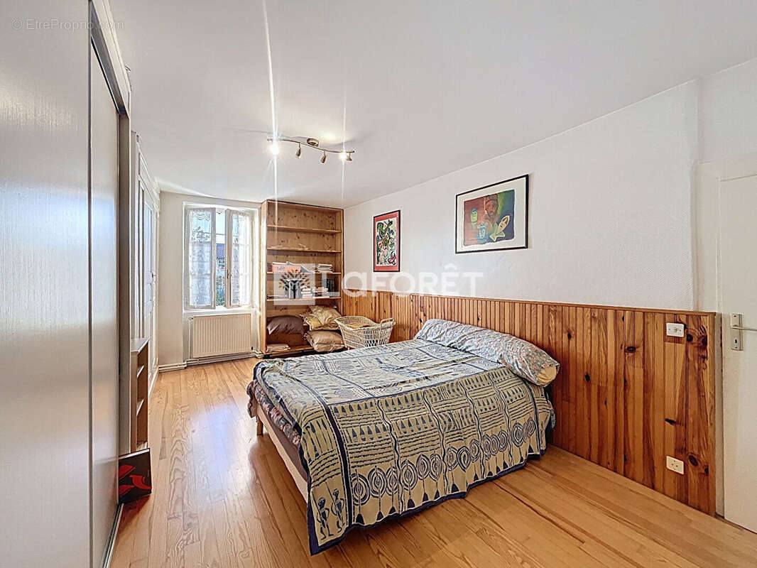 Maison à SAINT-AMOUR