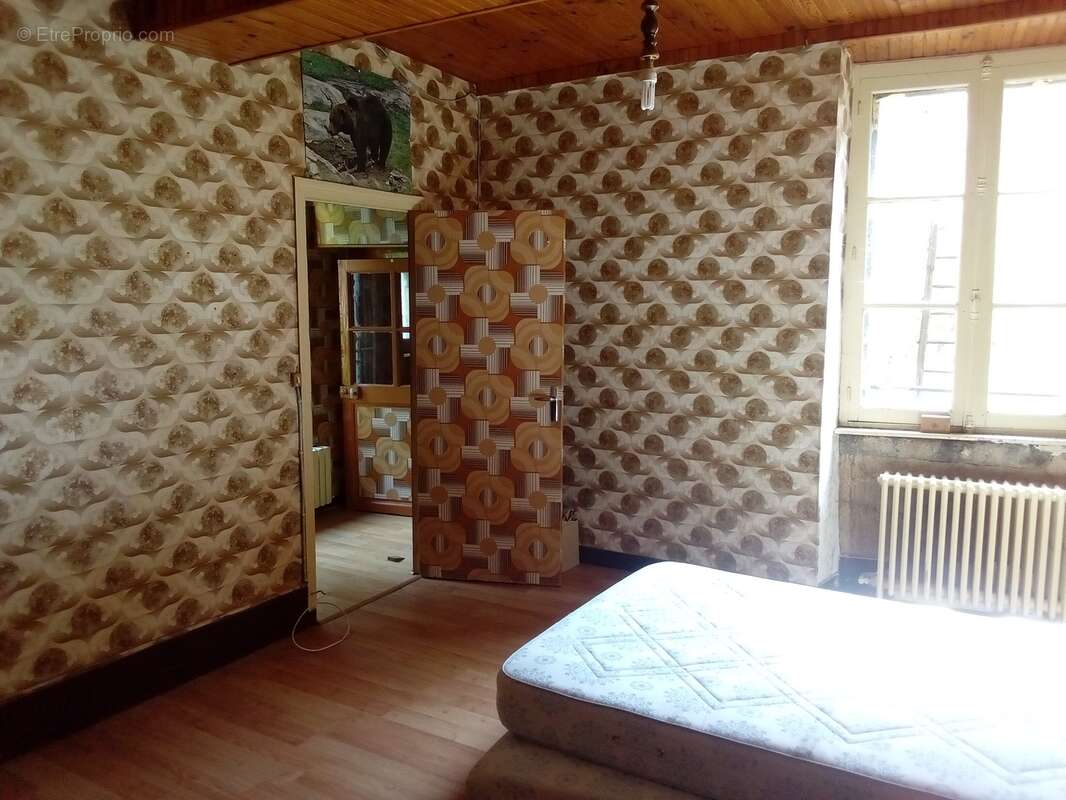 Maison à CHATEAU-CHINON(VILLE)