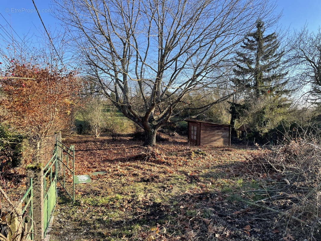 Terrain à LABERGEMENT-LES-SEURRE