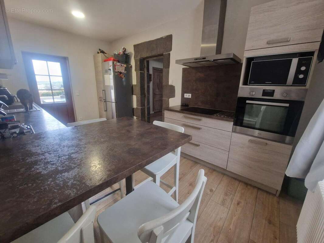 Maison 162 m² à Riom  - photo 4