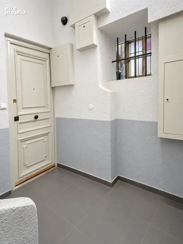 Vieux-nice   3 pièces de caractère   68 m2 utiles - photo 10