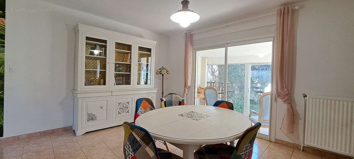 Maison à BESSAN