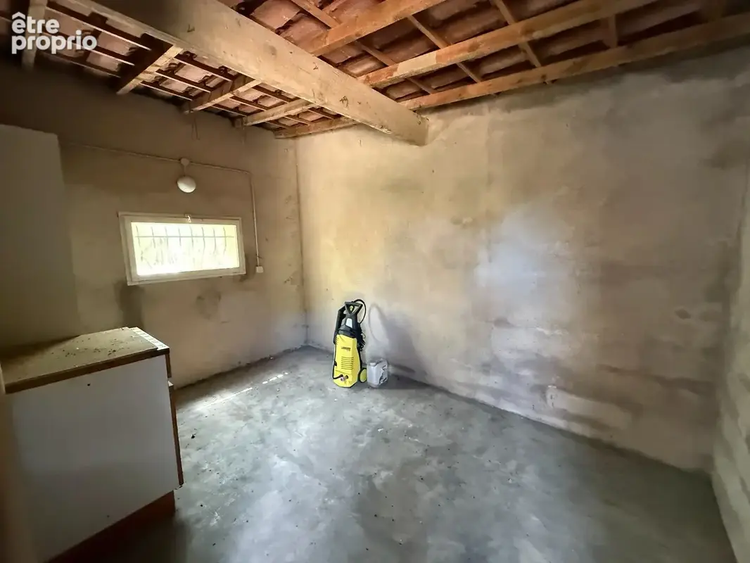 Maison de plain pied  avec piscine sur 2420 m2 de terrain arbore - photo 30
