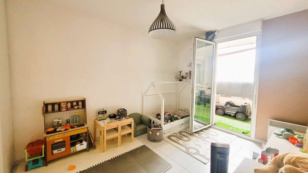 Appartement à CASTELNAU-LE-LEZ