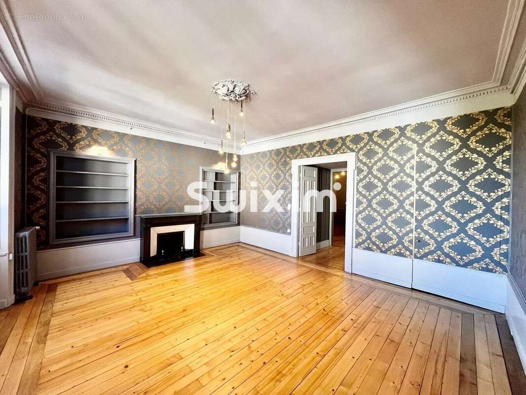 Appartement à LONS-LE-SAUNIER