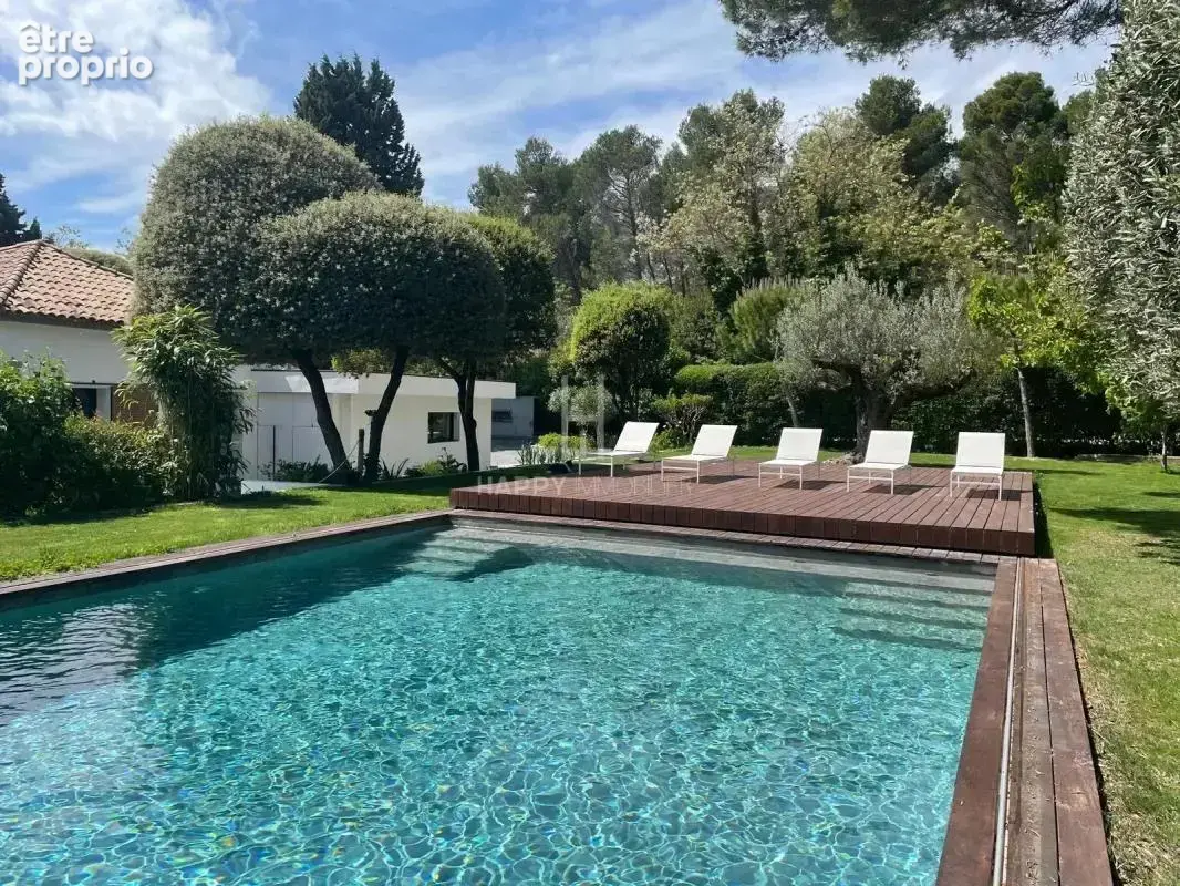 Superbe propriété aux prestations contemporaines, beaux volumes et piscine chauffée - photo 6