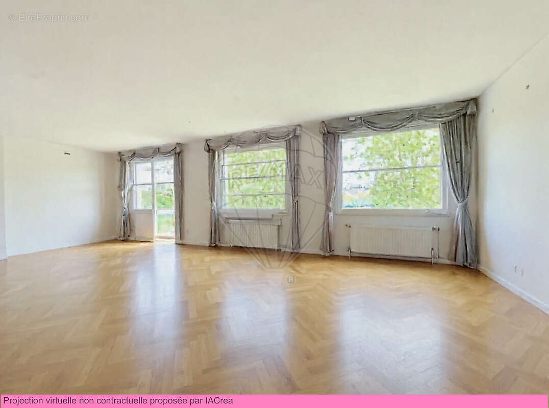 Appartement à PARIS-16E