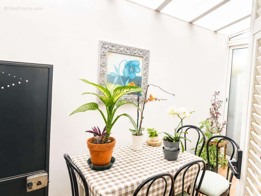 Appartement à CAP-D'AIL