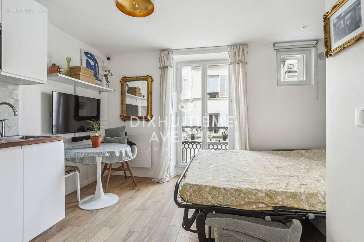 Appartement à PARIS-18E