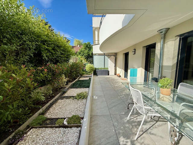 Appartement à DIVONNE-LES-BAINS