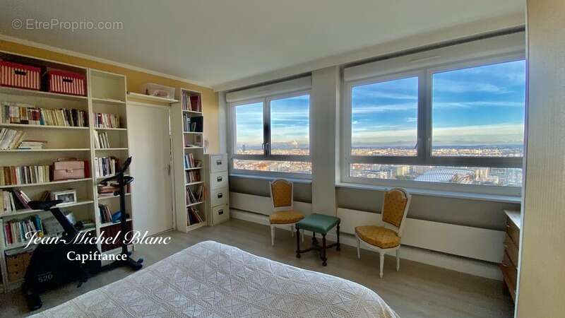 Appartement à SAINTE-FOY-LES-LYON