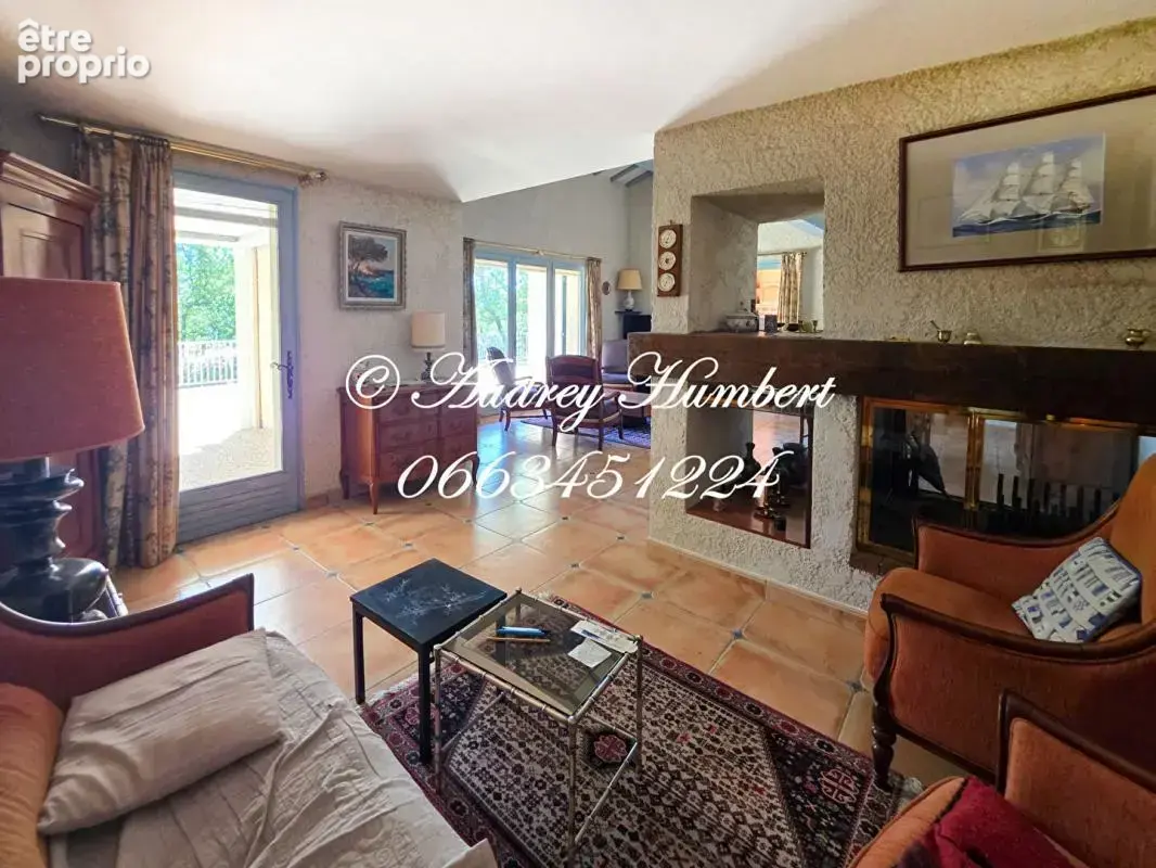 Exclusivite à manosque, quartier pinède, villa t6, 152 m², de caractère avec piscine sur 2 000 m² de terrain - photo 3