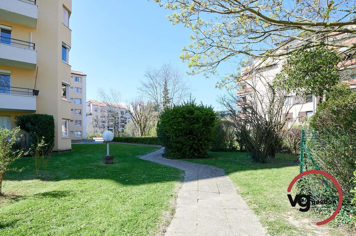 Appartement à LYON-9E