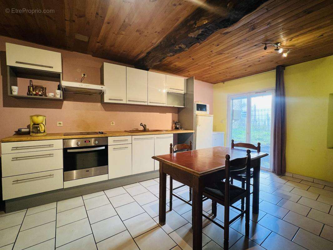 Maison à SAULGOND