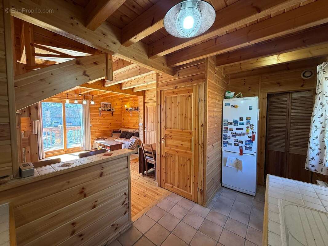   - Maison à L'HOSPITALET-PRES-L'ANDORRE