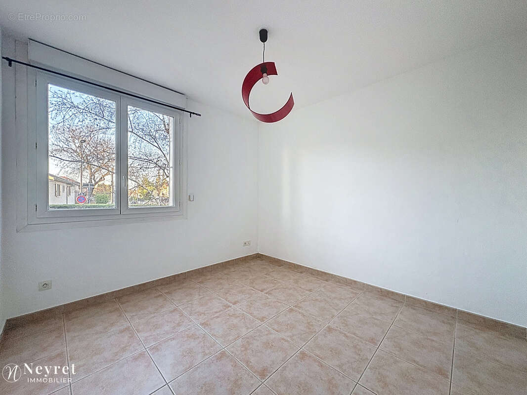 Appartement à BRON