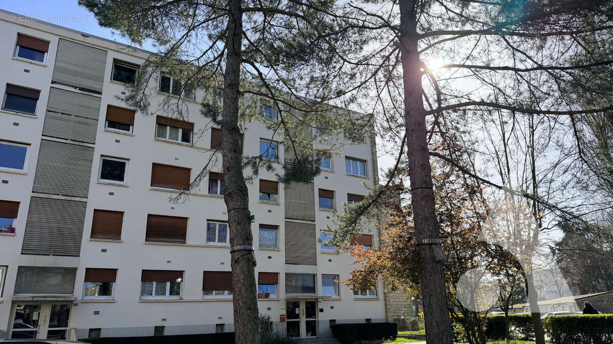 Appartement à EVRY