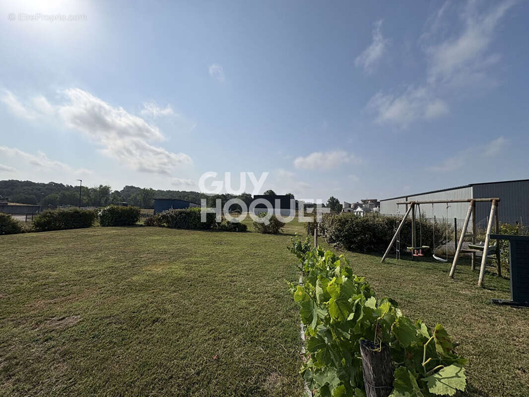 Appartement à FRONTON