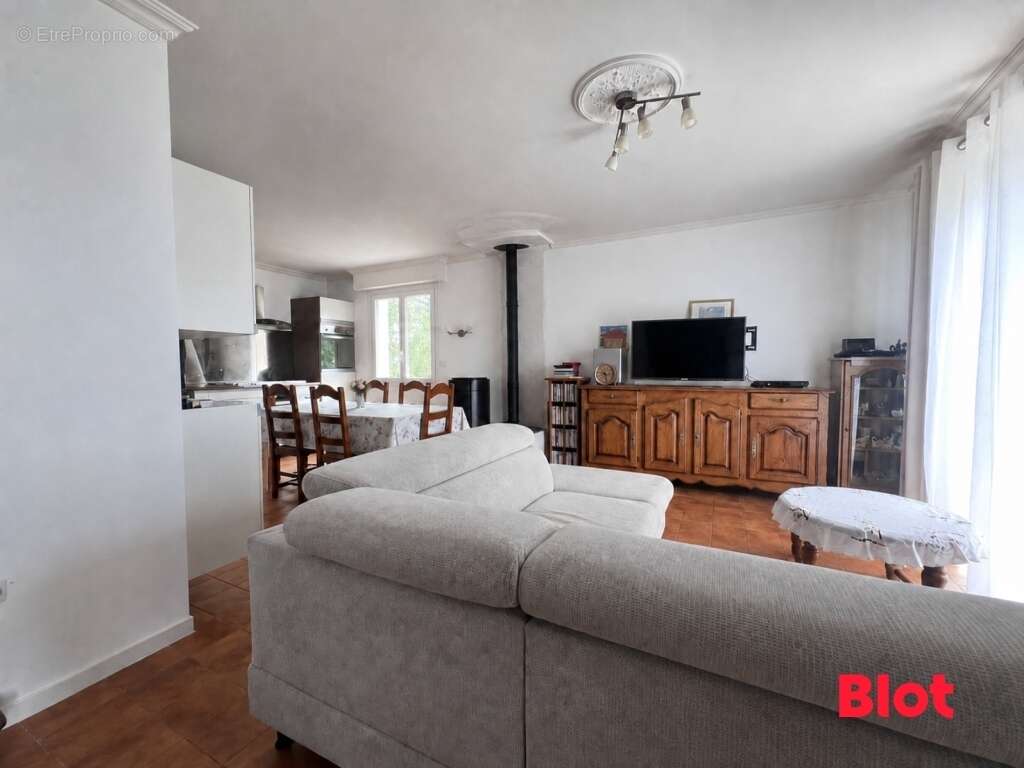 Maison 101 m² à Brehan  - photo 2