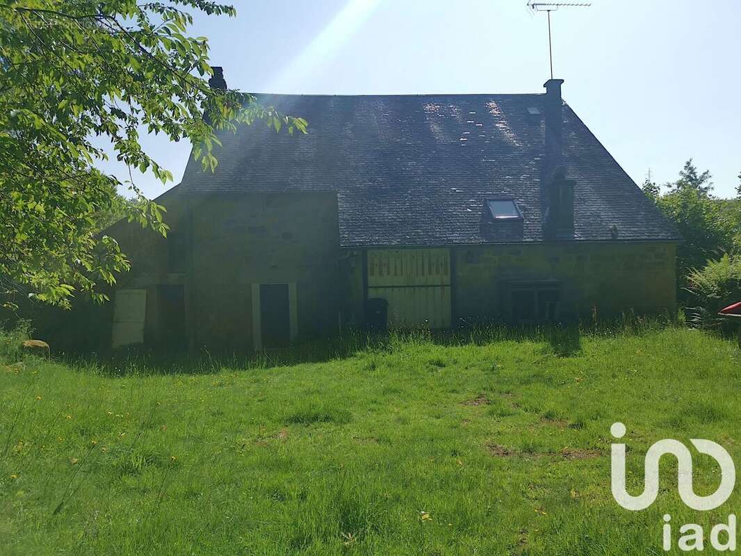 Photo 2 - Maison à PEYRELEVADE