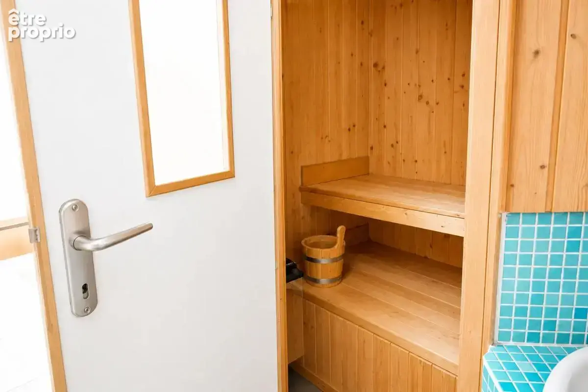 Maison de 8 pièces de 235 m² à Brunstatt-Didenheim - photo 19
