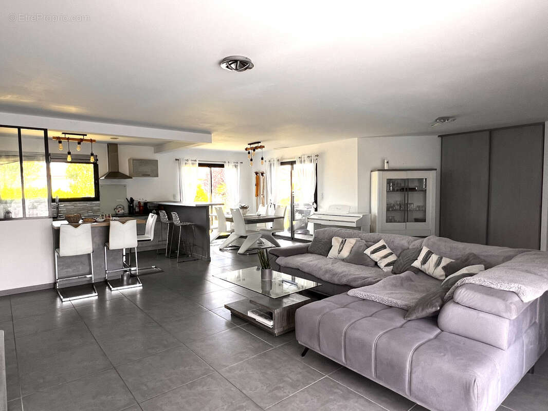 Maison de plain-pied . - photo 2