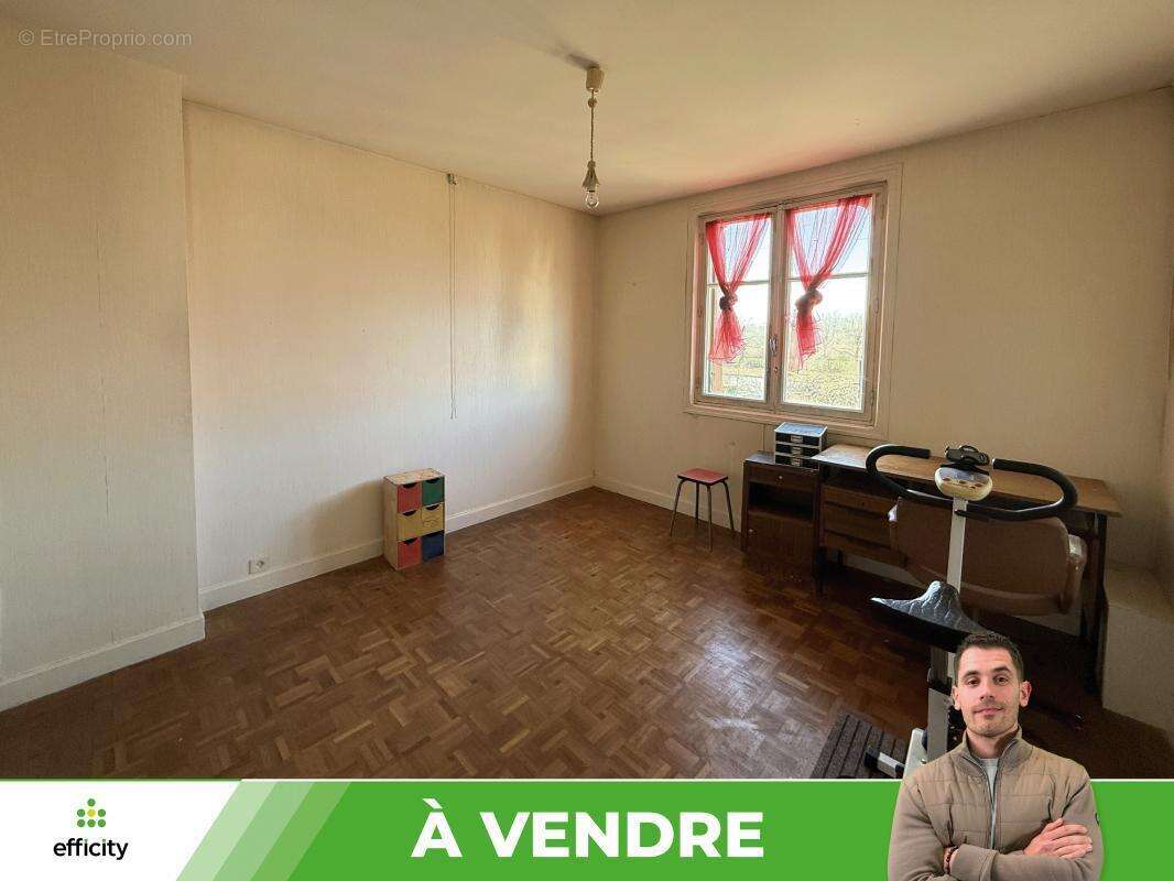 Maison à MOUSSAC