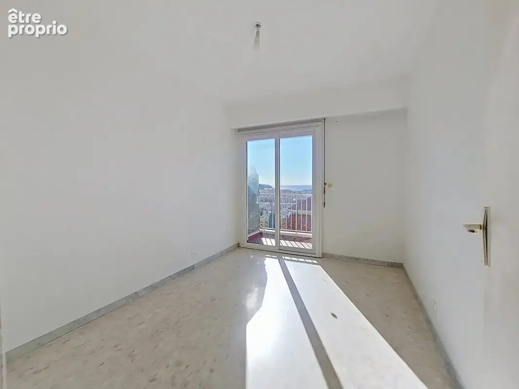 Nice – parc impérial – 3 pièces 70 m² – terrasse 20 m² – vue mer – garage:/parking - photo 6