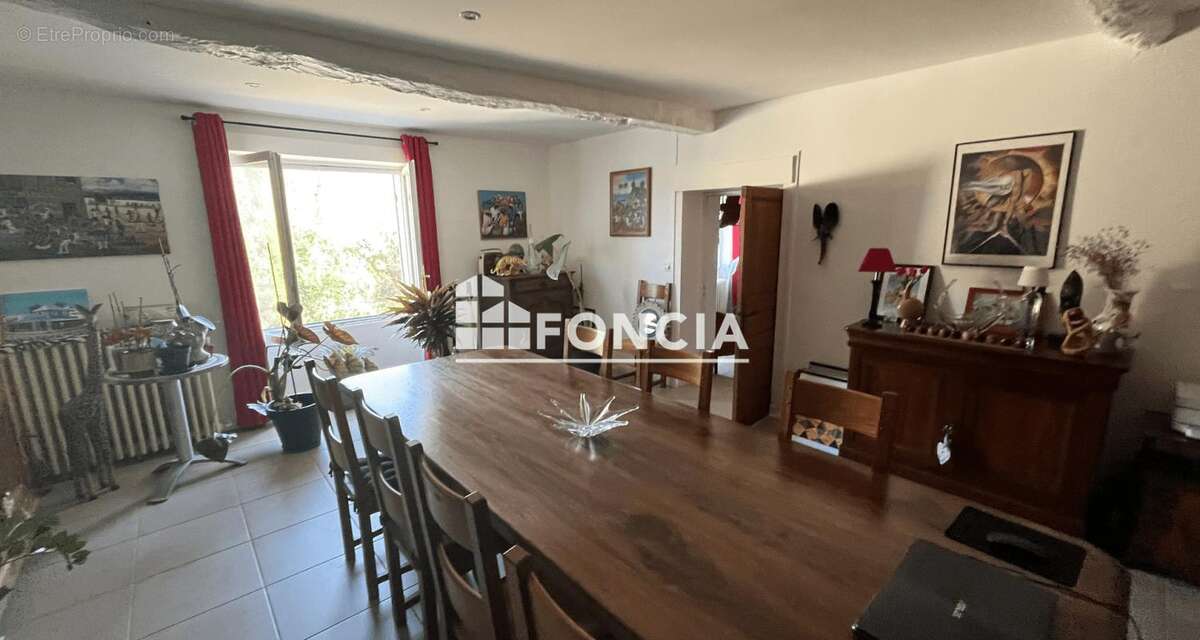 Maison à SAINT-VINCENT-DE-PERTIGNAS