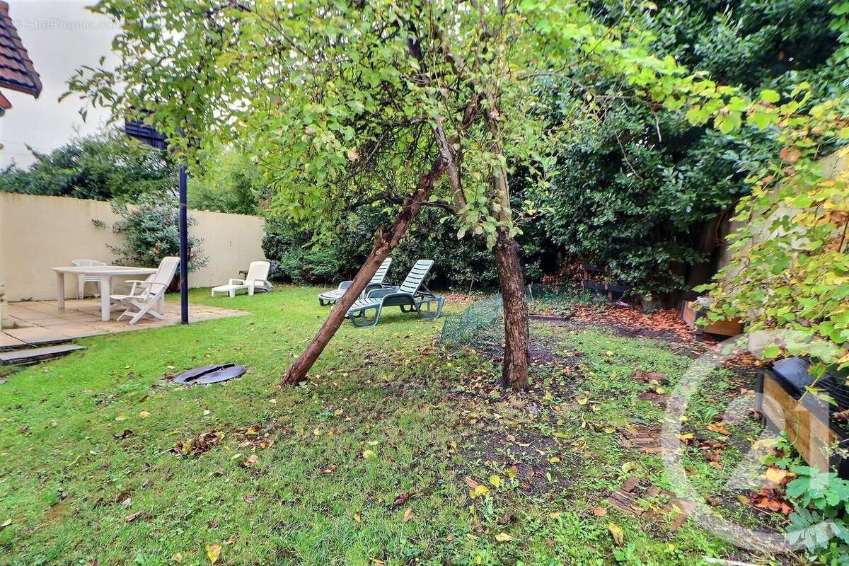 Maison à AULNAY-SOUS-BOIS