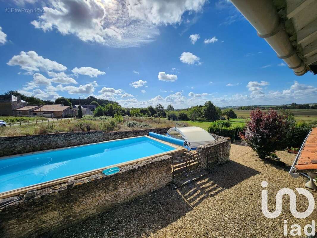 Photo 3 - Maison à THURAGEAU