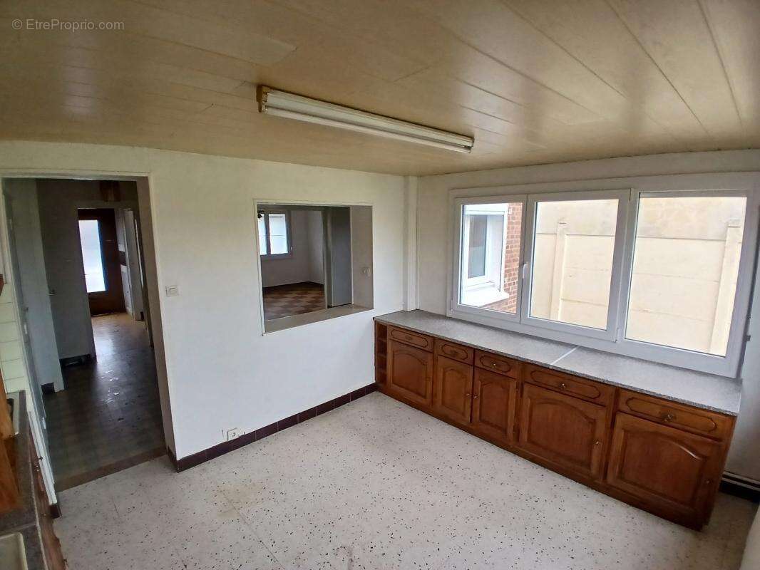 Maison à NEUVILLE-SAINT-REMY