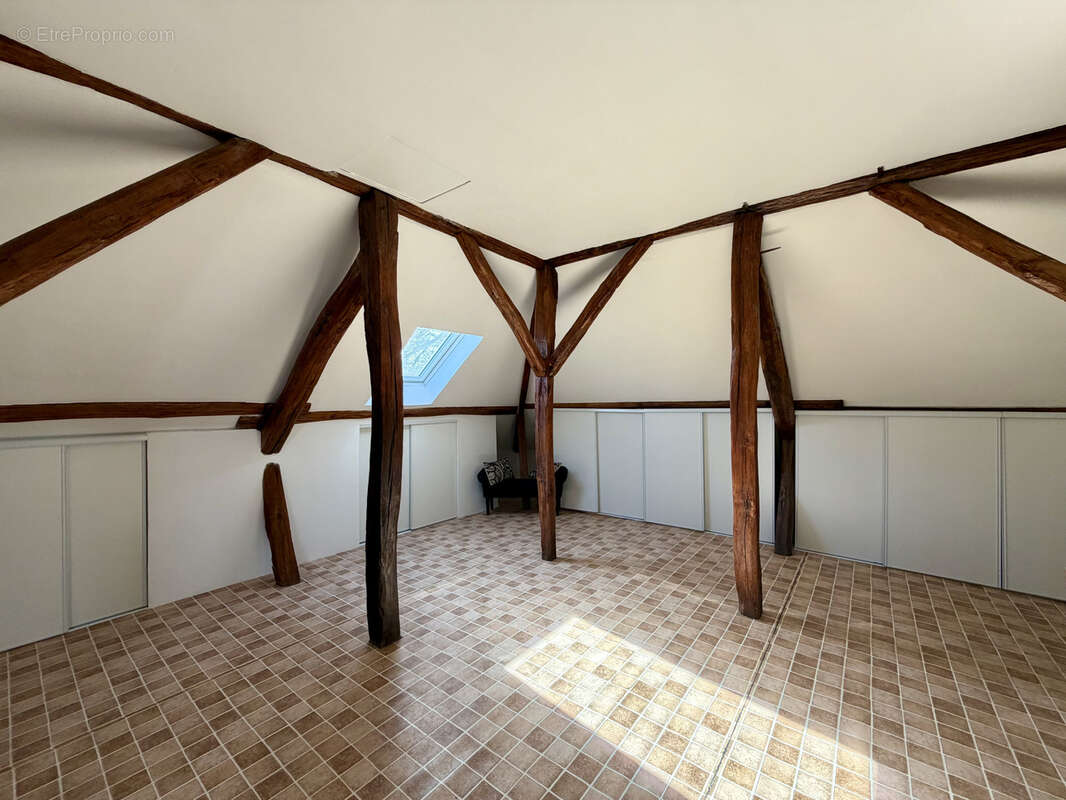 Appartement à COULOMMIERS