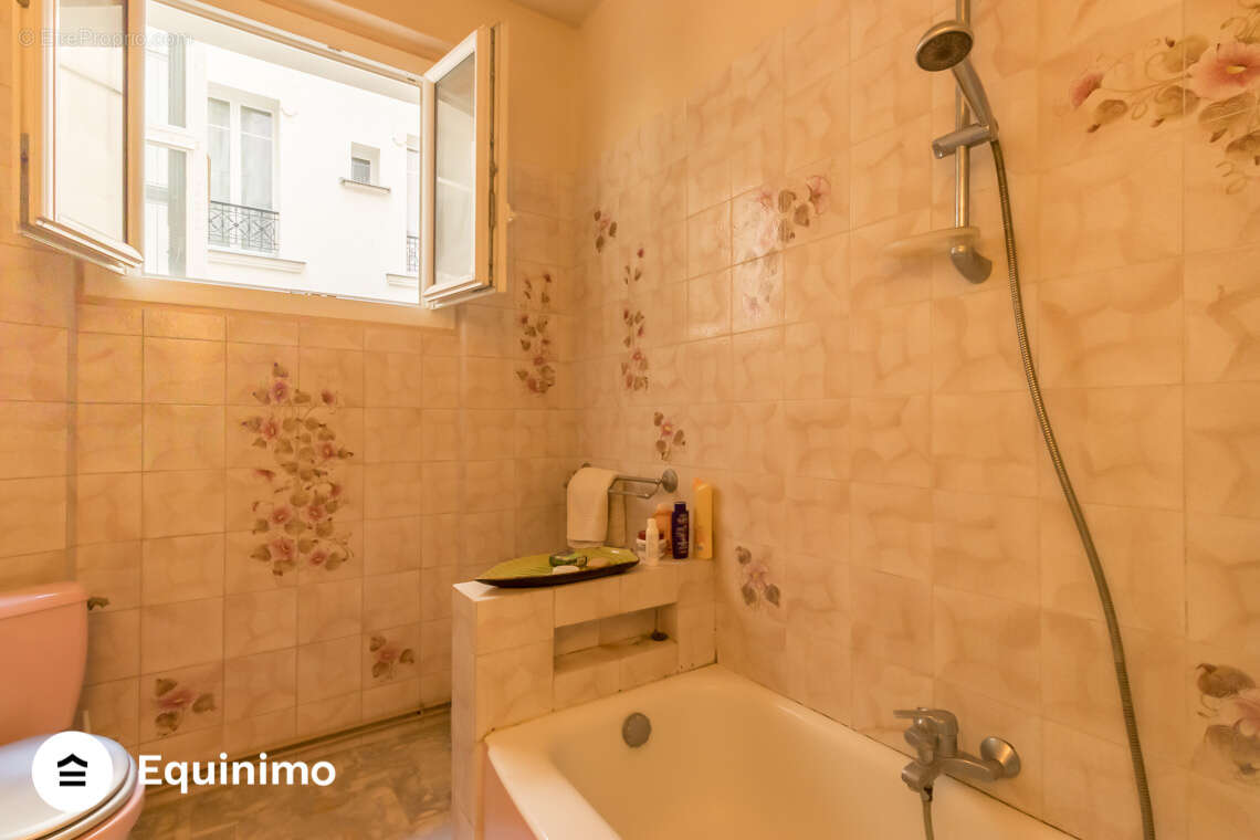 Appartement à PARIS-18E