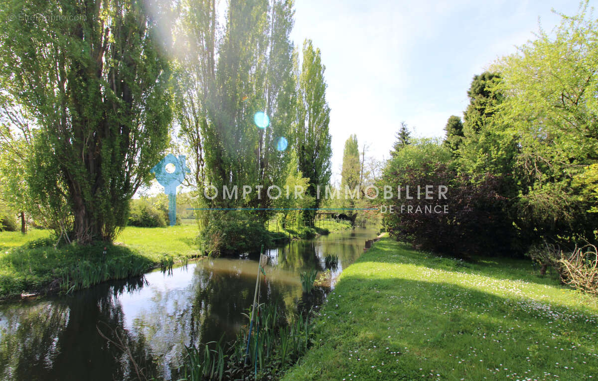 Dpt Eure (27) à vendre Moulin de charme du 17ème siècle sur parc de 3,5 ha en bordure de rivière - photo 16